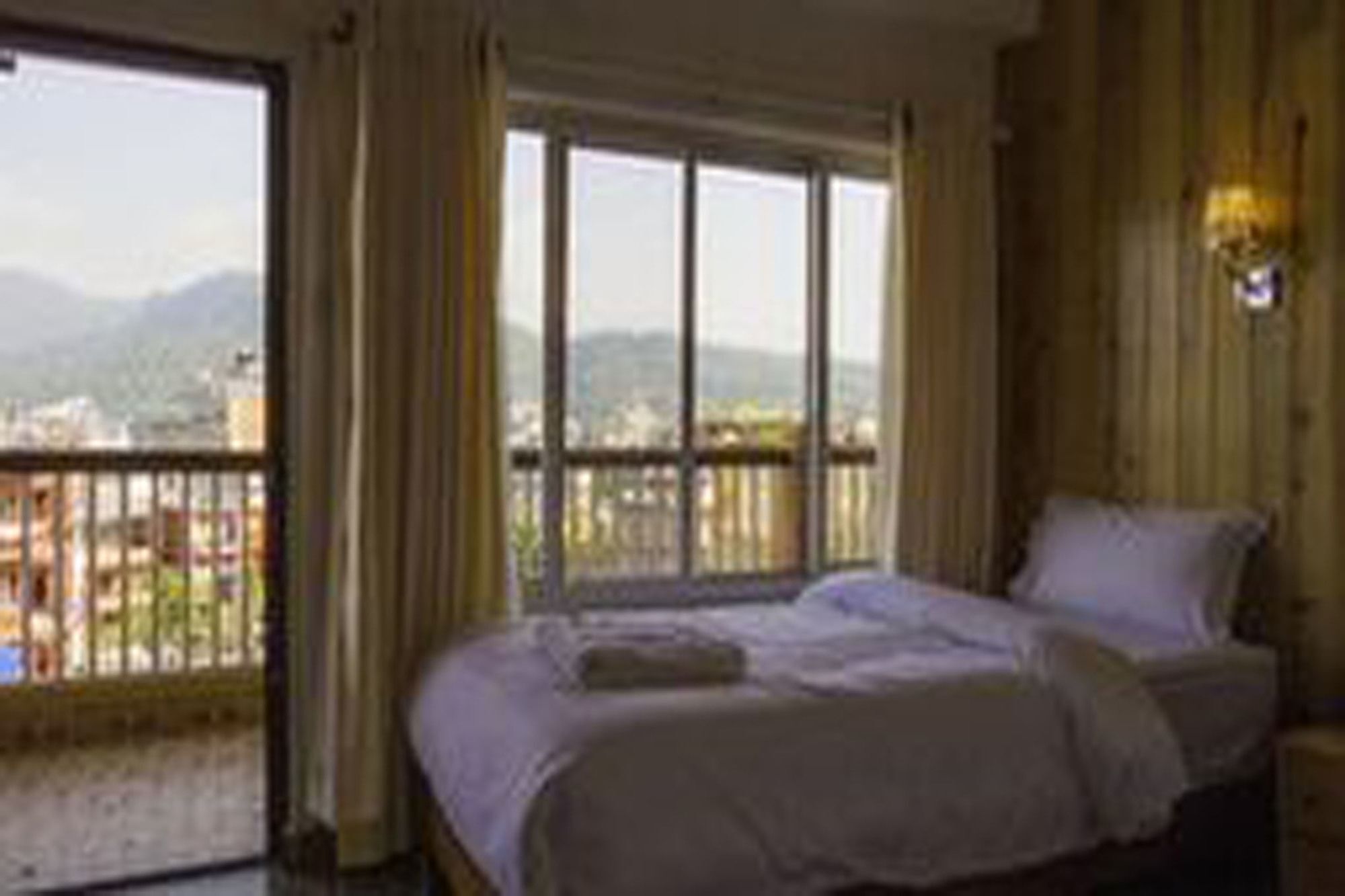 Tristar Hotel Pokhara Exterior photo